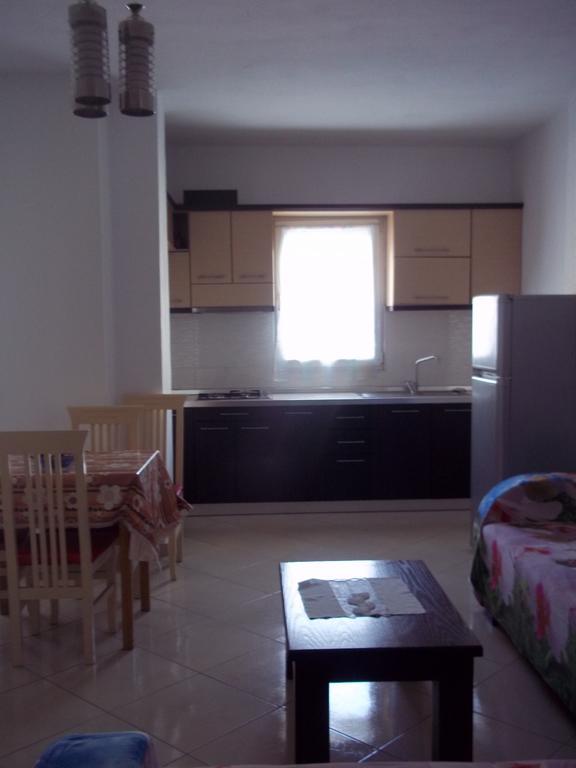 Faik Shehu Apartments Durrës Exteriör bild