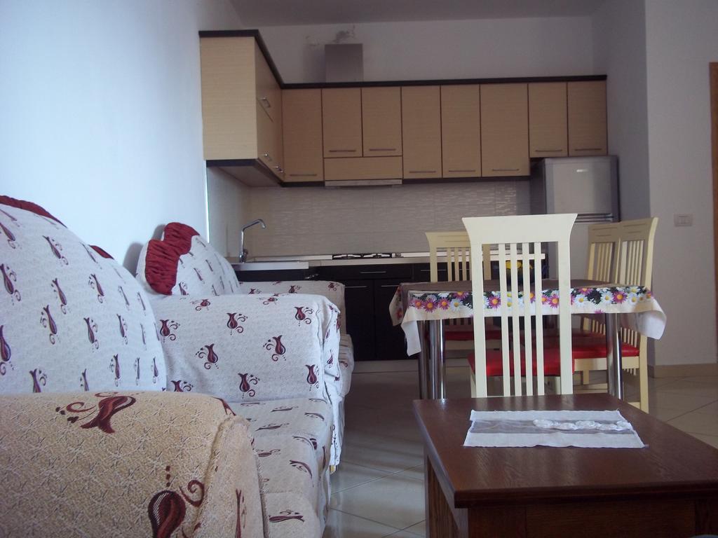 Faik Shehu Apartments Durrës Exteriör bild