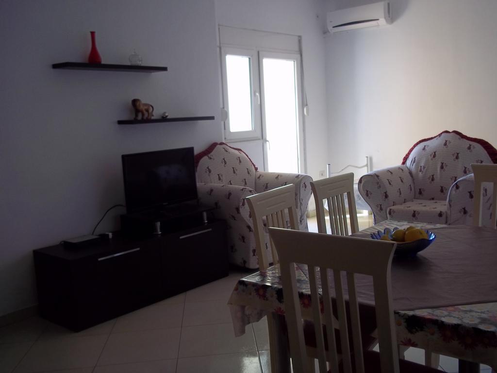 Faik Shehu Apartments Durrës Exteriör bild