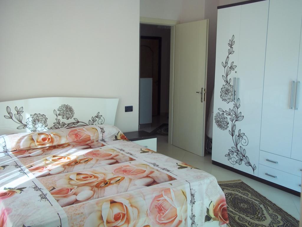 Faik Shehu Apartments Durrës Exteriör bild